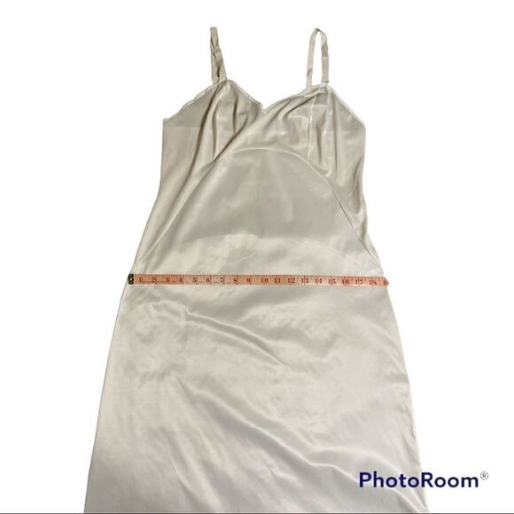 Vintage Komar Full length Night Dress (nightie) - Picture 5 of 13